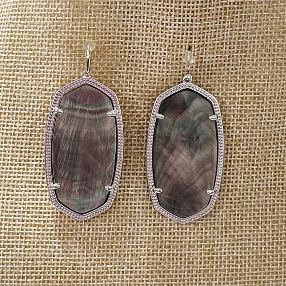 Kendra‎ Scott Black MOP Mother of Pearl? and Silver Rhodium Danielle Earrings - Picture 1 of 7
